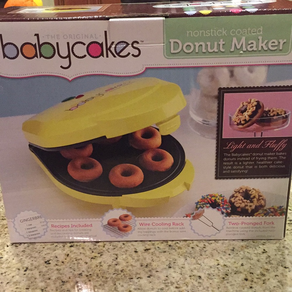 Babycakes Donut Maker